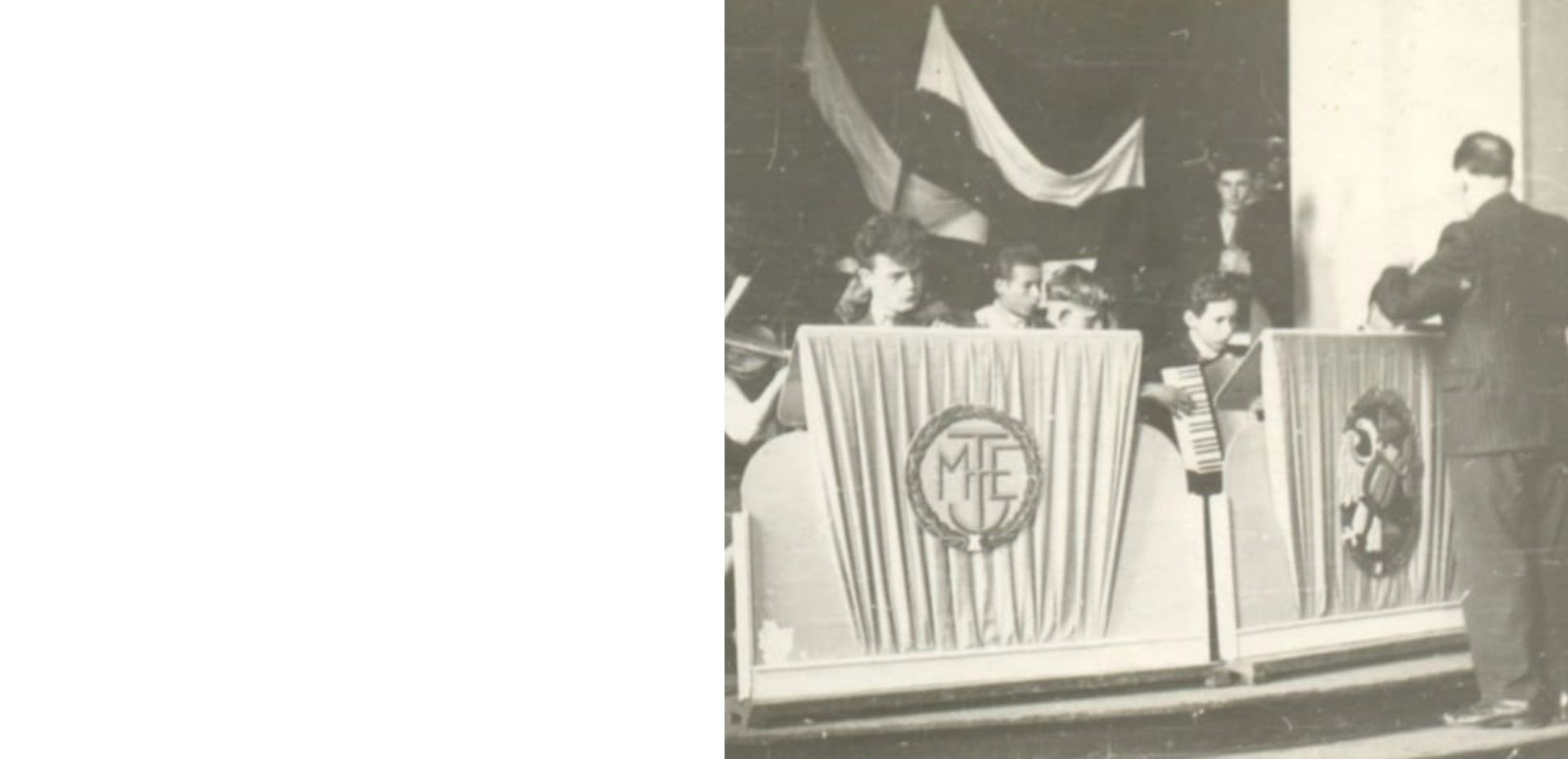 consectetur adipiscing elit